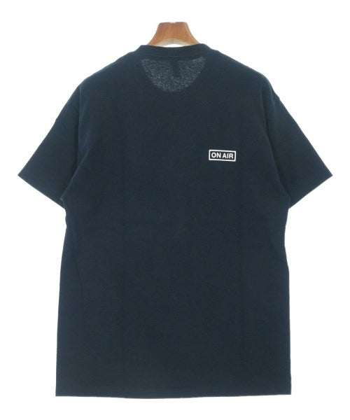 ON AIR เสื้อยืด/เสื้อท็อปส์