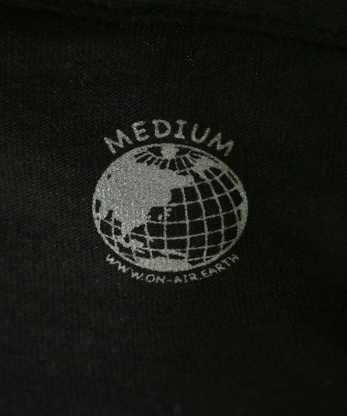 ON AIR เสื้อยืด/เสื้อท็อปส์