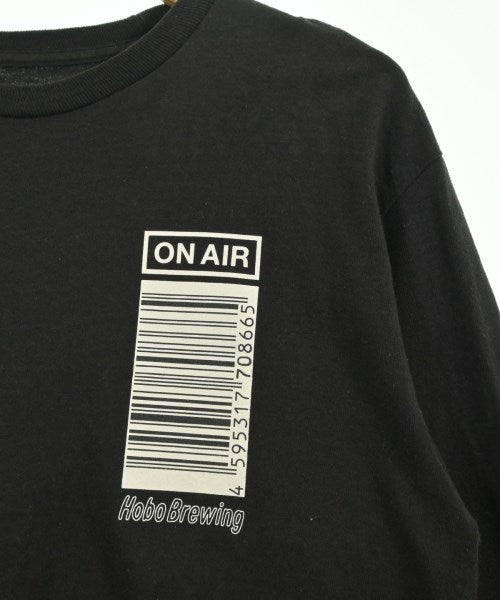 ON AIR เสื้อยืด/เสื้อท็อปส์