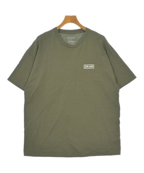 ON AIR เสื้อยืด/เสื้อท็อปส์