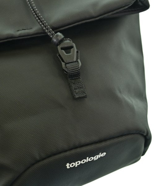 Topologie กระเป๋าสะพาย