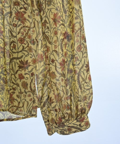 SUESADA เสื้อสตรี
