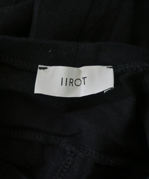 IIROT เสื้อยืด/เสื้อท็อปส์