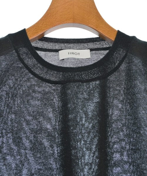 IIROT เสื้อแขนกุด