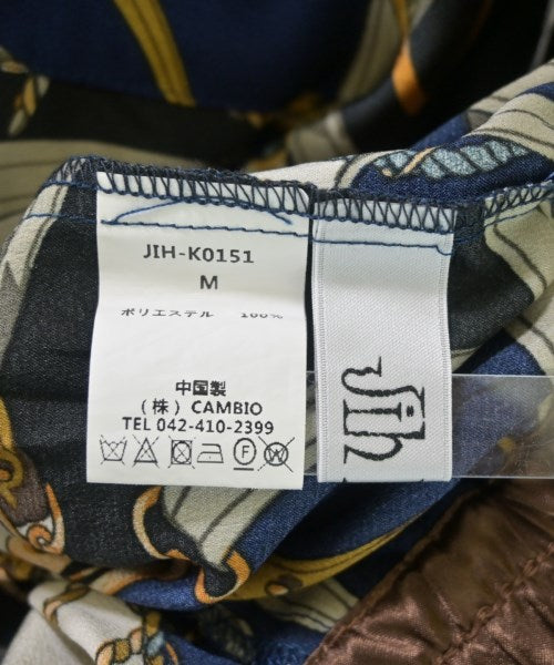 Jih Nunc กางเกงขาสั้น