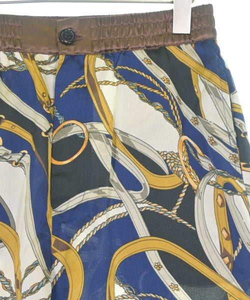 Jih Nunc กางเกงขาสั้น