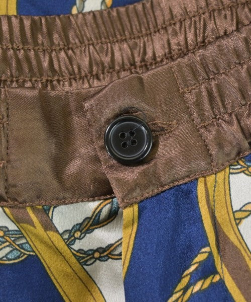 Jih Nunc กางเกงขาสั้น