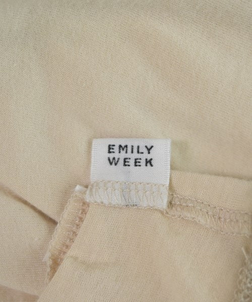 EMILY WEEK เสื้อยืด/เสื้อท็อปส์