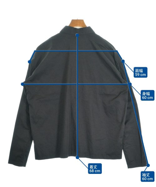 POLYPLOID เสื้อลำลอง