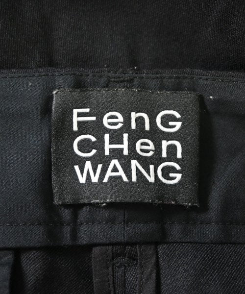 Feng Chen Wang กางเกงขาสั้น