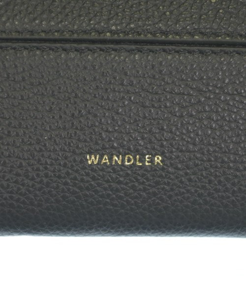 WANDLER กระเป๋าสะพาย