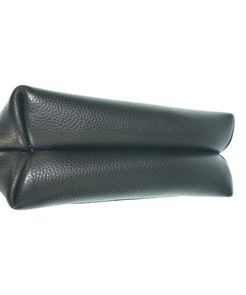 WANDLER กระเป๋าสะพาย