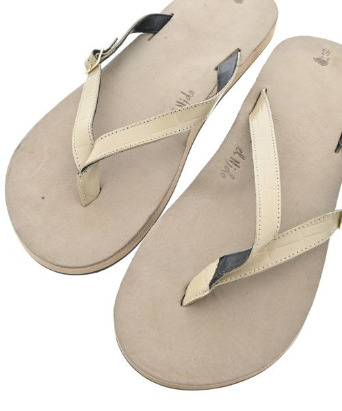 EL NIDO FLIPS รองเท้าแตะ