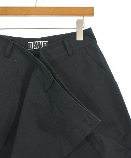 DAWEI กระโปรงยาวถึงเข่า