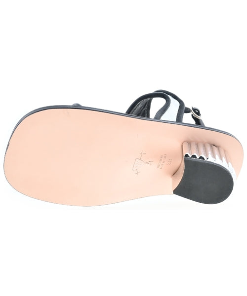 PLAN C รองเท้าแตะ