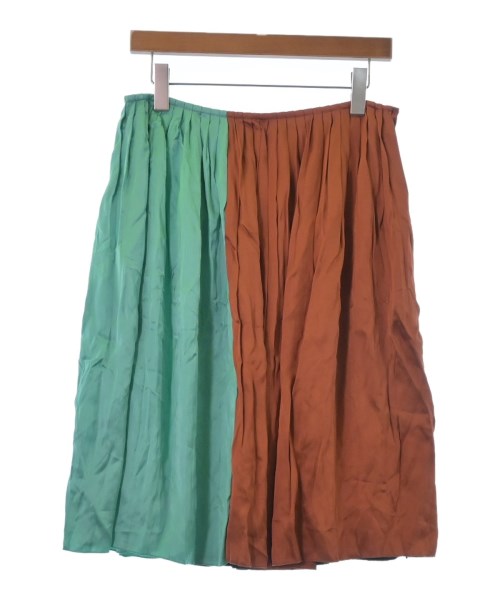 PLAN C กระโปรงยาวถึงเข่า