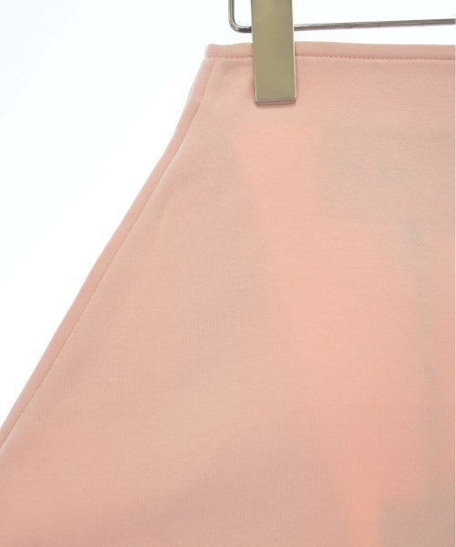 PLAN C กระโปรงยาวถึงเข่า