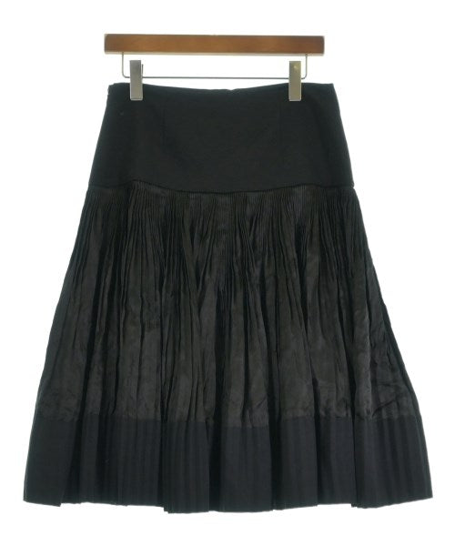 PLAN C กระโปรงยาวถึงเข่า