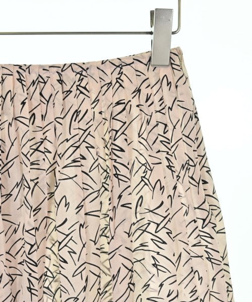 PLAN C กระโปรงยาวถึงเข่า