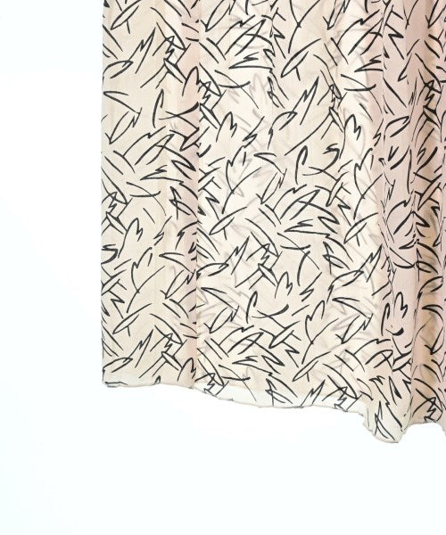 PLAN C กระโปรงยาวถึงเข่า