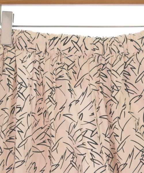 PLAN C กระโปรงยาวถึงเข่า