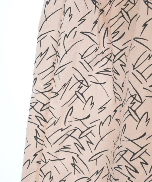 PLAN C กระโปรงยาวถึงเข่า