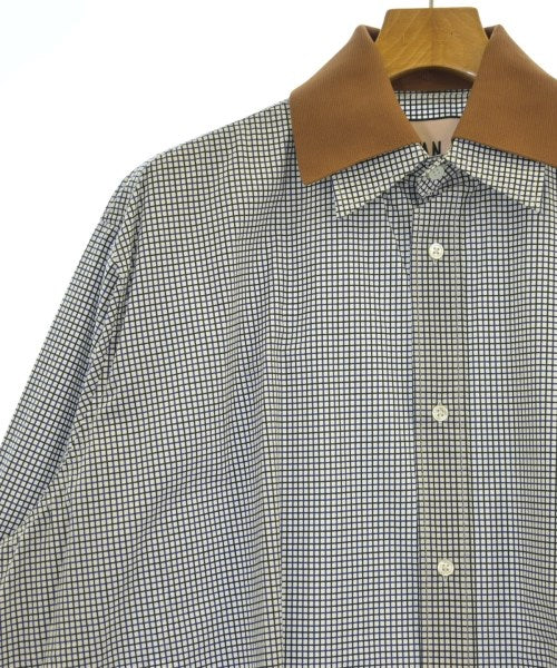 PLAN C เสื้อลำลอง