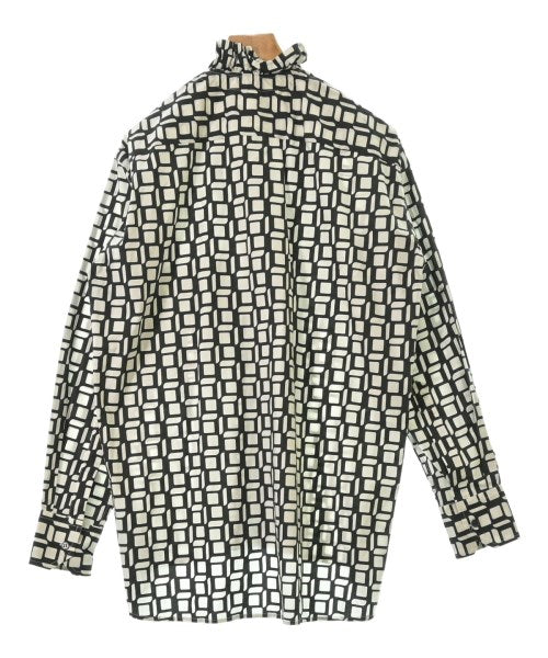 PLAN C เสื้อลำลอง