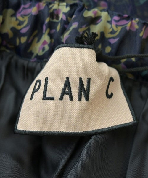 PLAN C กระโปรงยาวถึงเข่า
