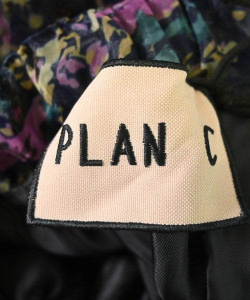 PLAN C กระโปรงยาวถึงเข่า