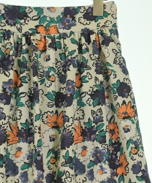 PLAN C กระโปรงยาวถึงเข่า