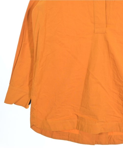 PLAN C เสื้อลำลอง