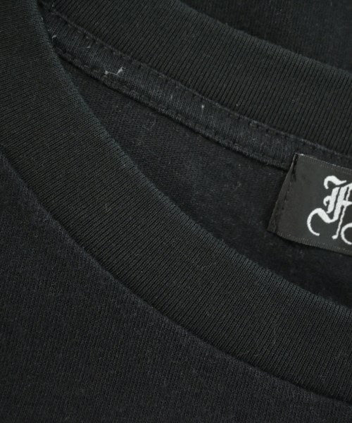 FAF เสื้อยืด/เสื้อท็อปส์