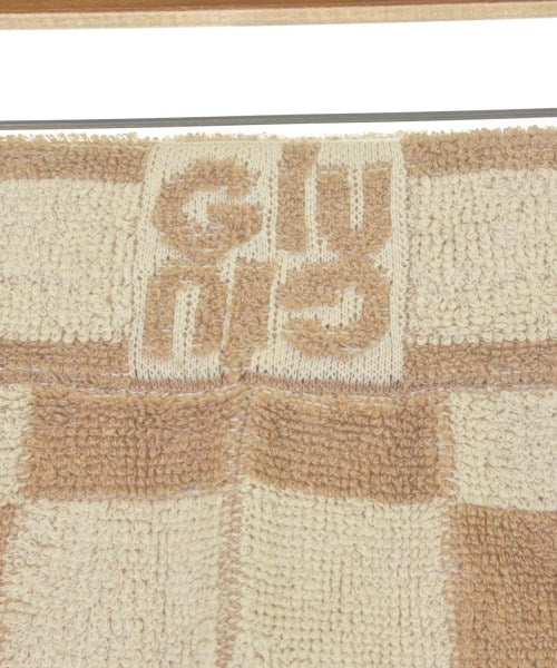 GIUGIU กางเกงขาสั้น