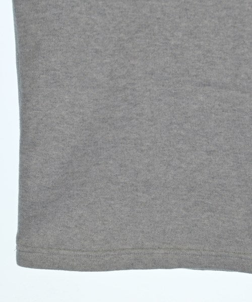 LOCALINA เสื้อยืด/เสื้อท็อปส์