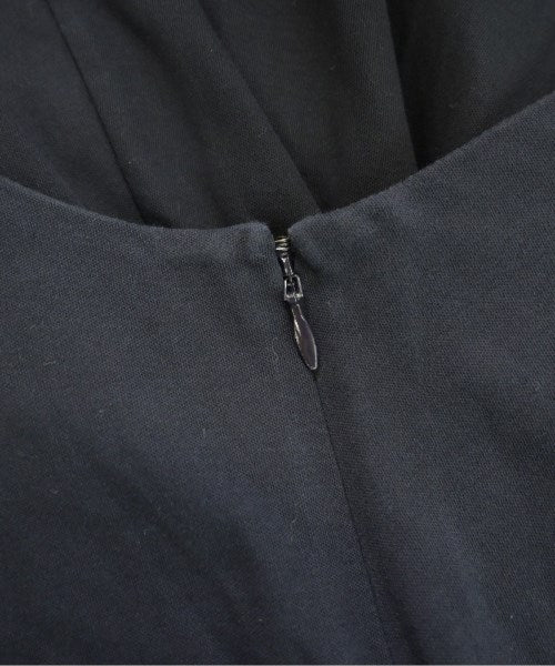 UNDECORATED ชุดเดรส