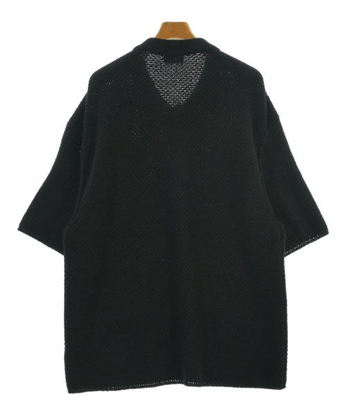 UNDECORATED เสื้อกันหนาว