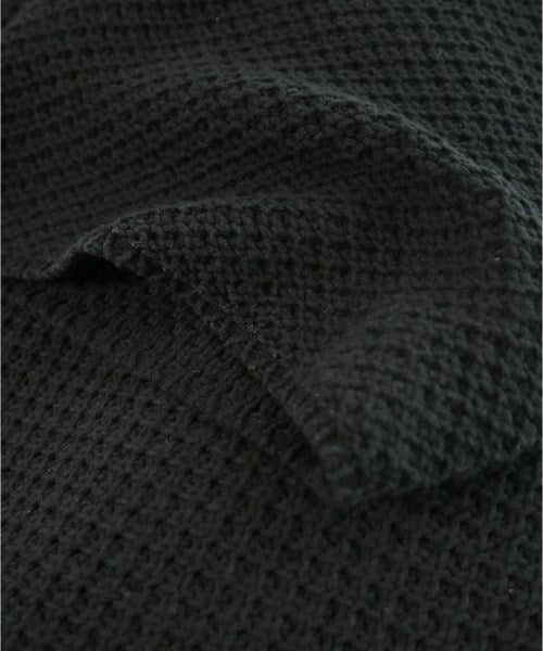 UNDECORATED เสื้อกันหนาว