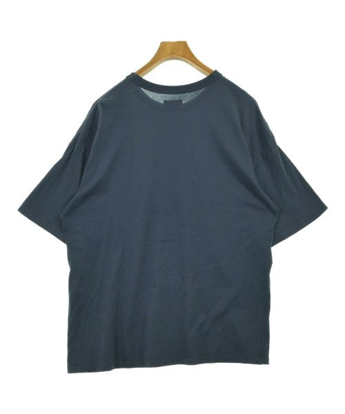 UNDECORATED เสื้อยืด/เสื้อท็อปส์