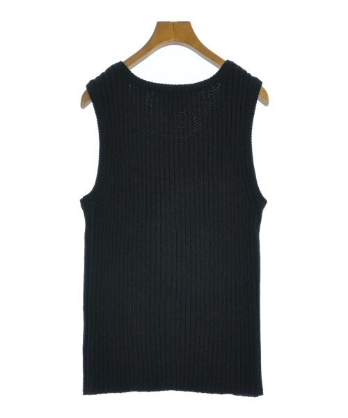 UNDECORATED เสื้อกั๊ก