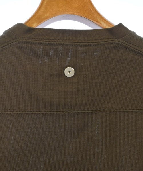 OMAR AFRIDI เสื้อยืด/เสื้อท็อปส์