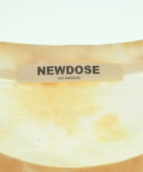 NEWDOSE เสื้อยืด/เสื้อท็อปส์