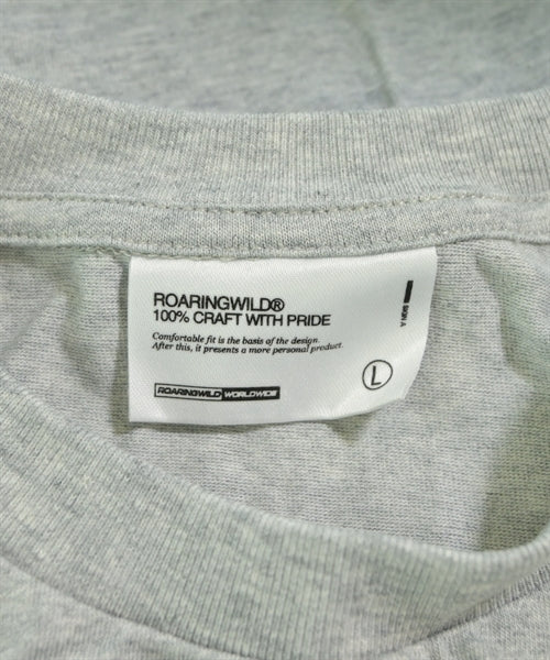 ROARINGWILD เสื้อยืด/เสื้อท็อปส์