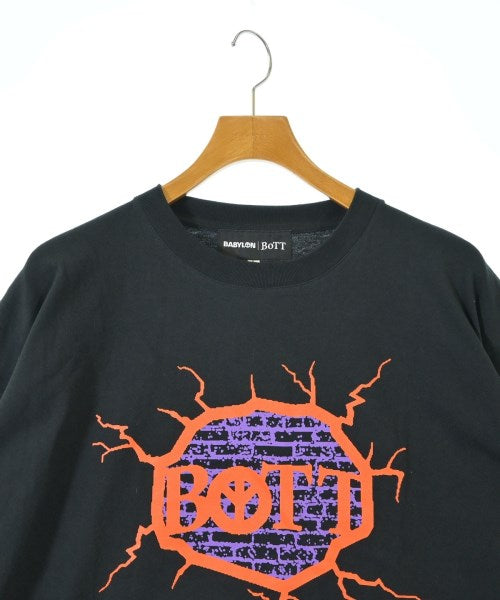 BOTT เสื้อยืด/เสื้อท็อปส์