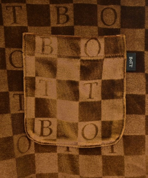 BOTT เสื้อยืด/เสื้อท็อปส์