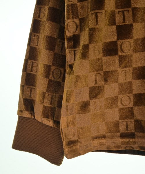 BOTT เสื้อยืด/เสื้อท็อปส์