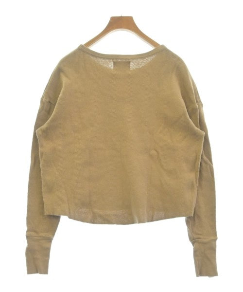 la peau de gem เสื้อยืด/เสื้อท็อปส์