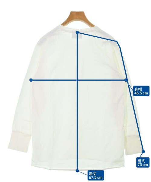 la peau de gem เสื้อยืด/เสื้อท็อปส์