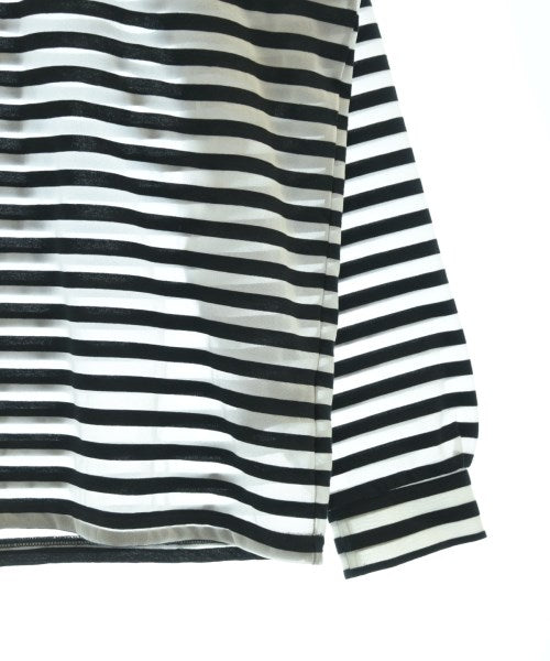 TANAKA เสื้อยืด/เสื้อท็อปส์