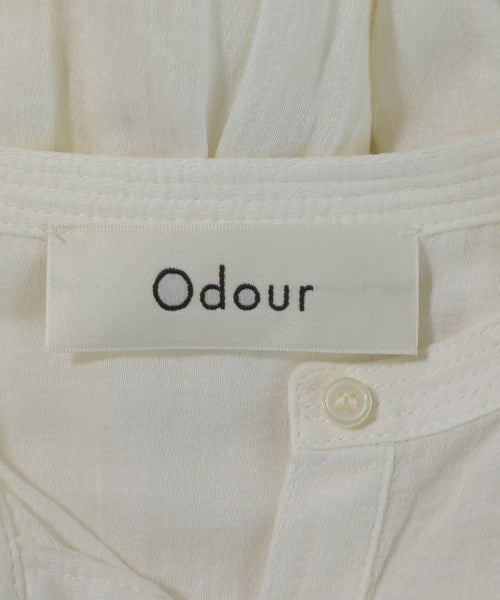 Odour เสื้อสตรี